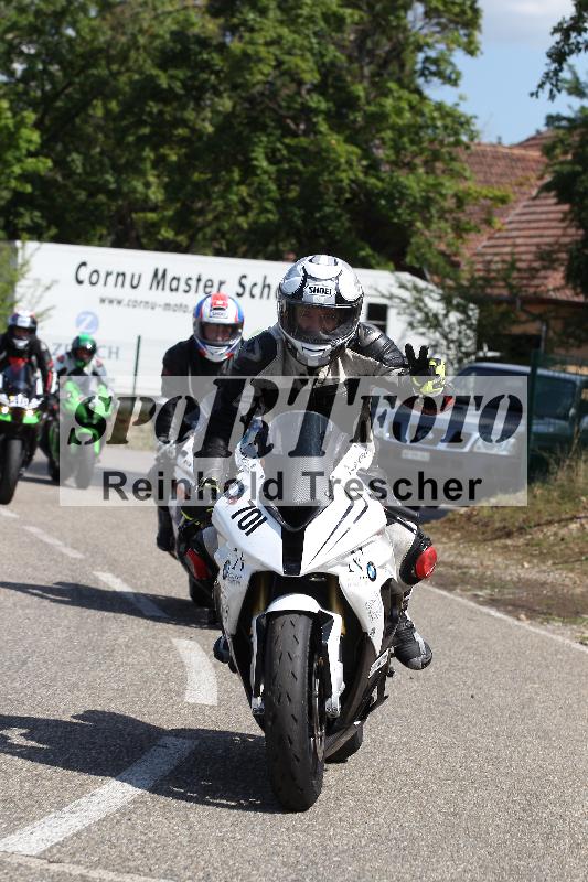 Archiv-2022/43 21.07.2022 Cornu Master School ADR/Gruppe rot-rouge/701